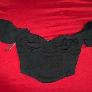 Doesn’t fit me. It’s a size small from Forever 21. Only got to wear it once.